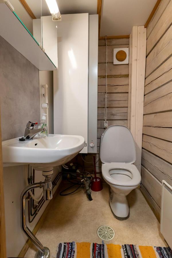 Aurantola Hotel Jaala Ngoại thất bức ảnh